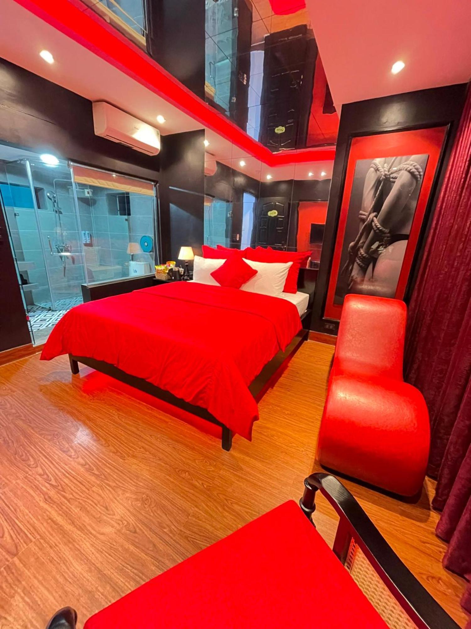Nhat Tan Hotel Ханой Екстериор снимка